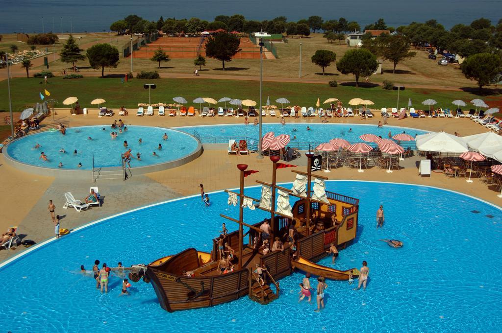 Aqua Family Apartments كاريغادور المظهر الخارجي الصورة